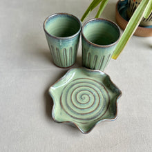 Load image into Gallery viewer, Saagar Chai Glass & Star Plate Set