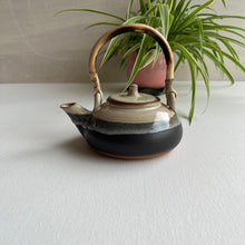 Load image into Gallery viewer, Kshitij Tea Pot