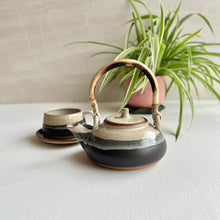 Load image into Gallery viewer, Kshitij Tea Pot