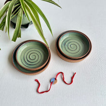 Load image into Gallery viewer, Saagar Plate Set - 2 Snack Plate & 2 Dessert Plate