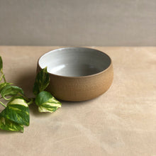 Load image into Gallery viewer, Prthvi Salad Bowl Speckled White