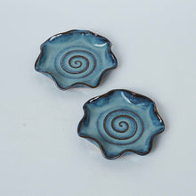 Load image into Gallery viewer, Saagar Star Plates - Set of 2
